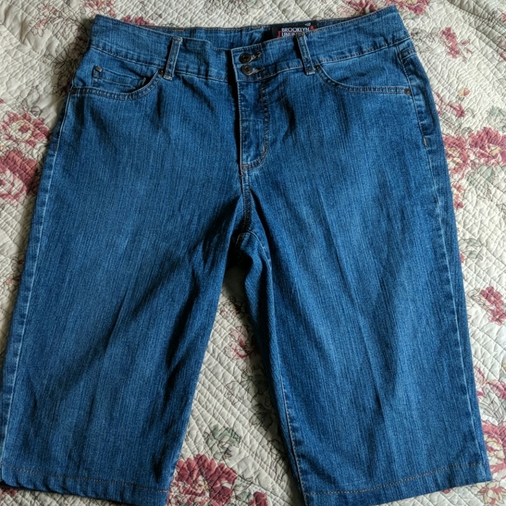 Blue wash Jean Capri's